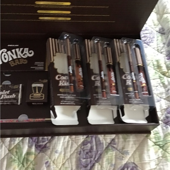 Willy Wonka The Chocolate Factory SheGlam Box Eyeshadow, Lip Kits, Blush New - Picture 5 of 10